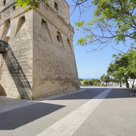 Palazzo Della Torre 201- Modern Historic Appartement