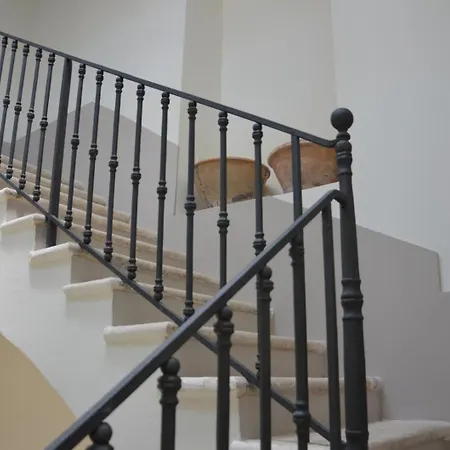 Palazzo Della Torre 201- Modern Historic
